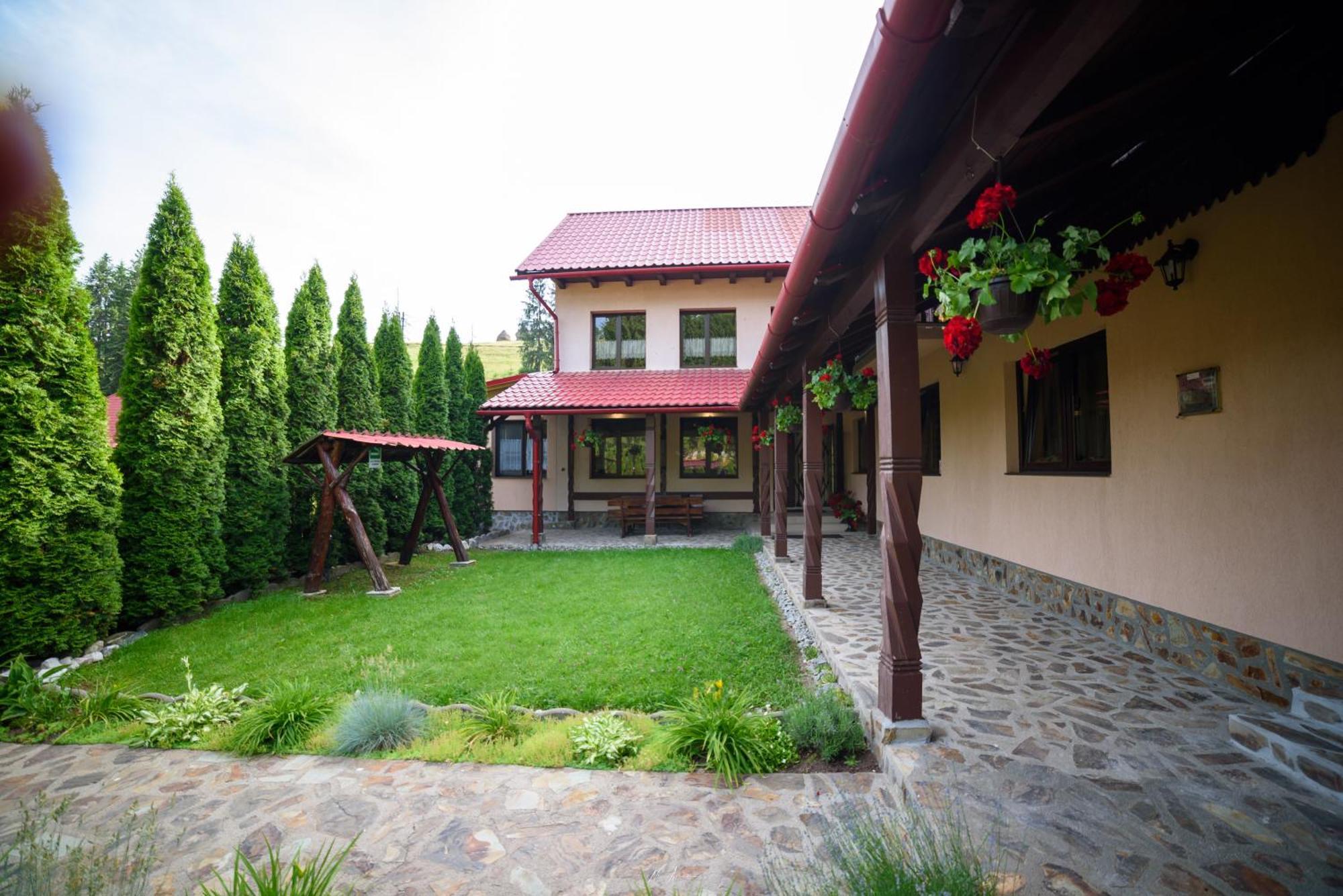 Casa Alina Vila Arieşeni Exterior foto